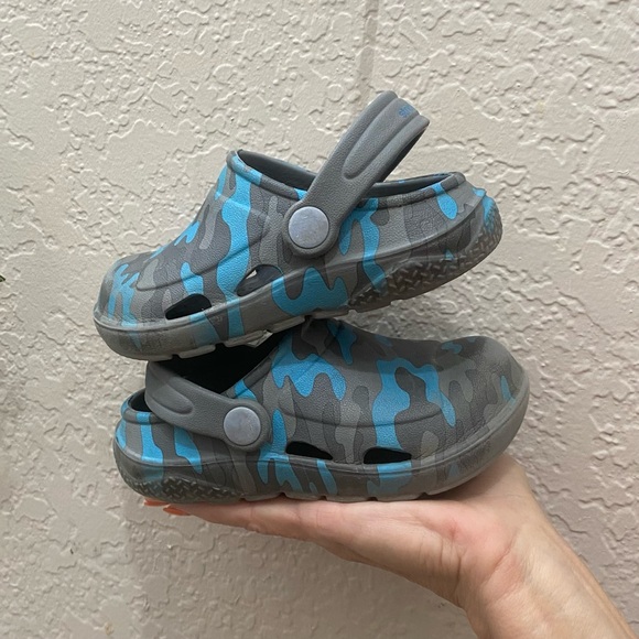 Stride Rite Camo Bray Clog - size 7C - Picture 2 of 5